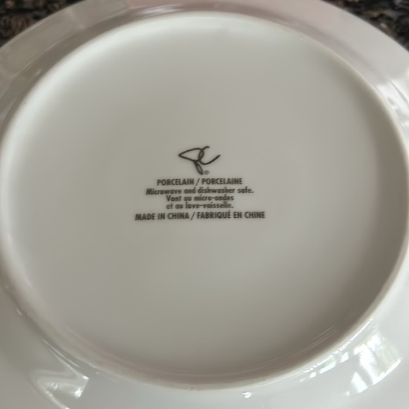 PRESIDENTS CHOICE HIGHLANDS RED PORCELAIN REINDEER SIDE PLATES SET OF 4 NWT - Picture 6 of 6